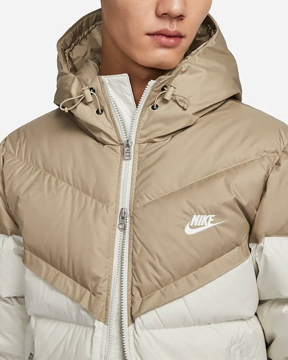 Nike Storm-FIT Windrunner