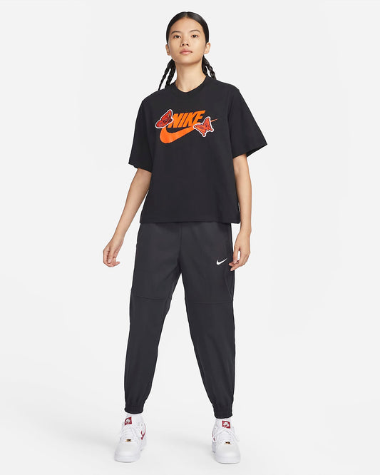 Nike Sportswear Women's loose T-shirt