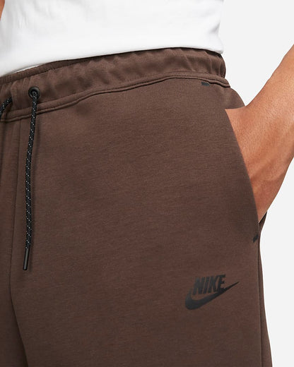 NIKE TECH SHORTS BAROQUE BROWN MEN