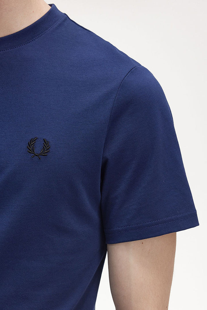 Fred Perry Glitch Laurel Wreath Graphic T-shirt Navy