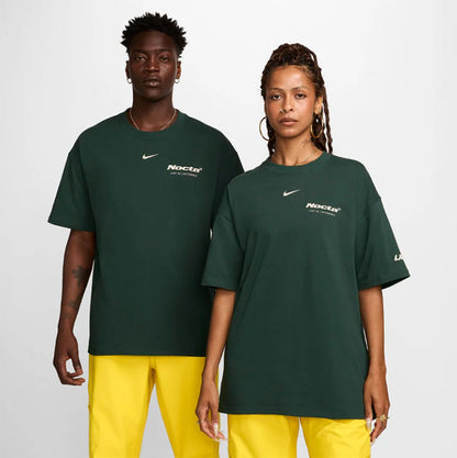 NIKE X NOCTA L'ART BURROW T-SHIRT - PRO GREEN