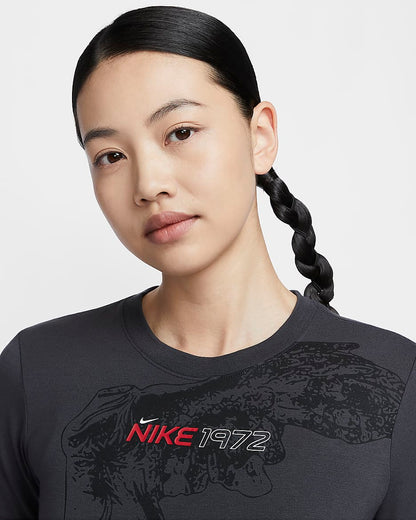 Nike Sportswear Women's Slim Crop Tee