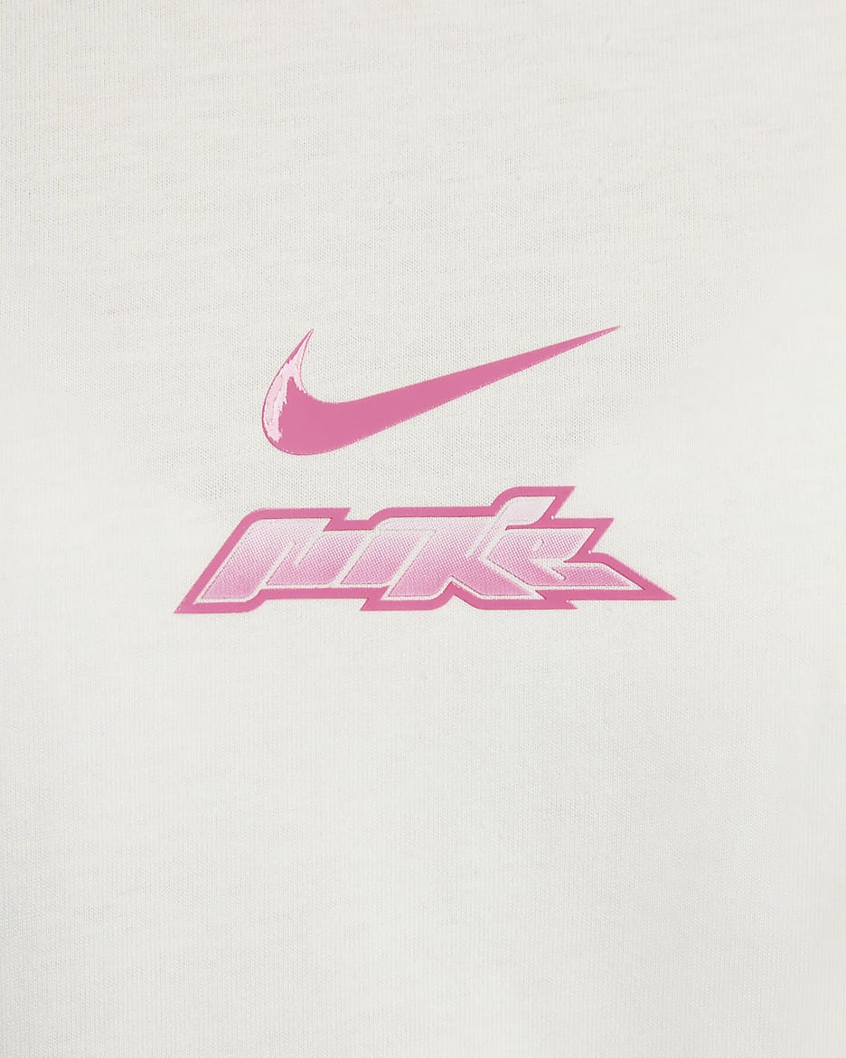 Nike Sportswear Essential
Women's T-Shirt