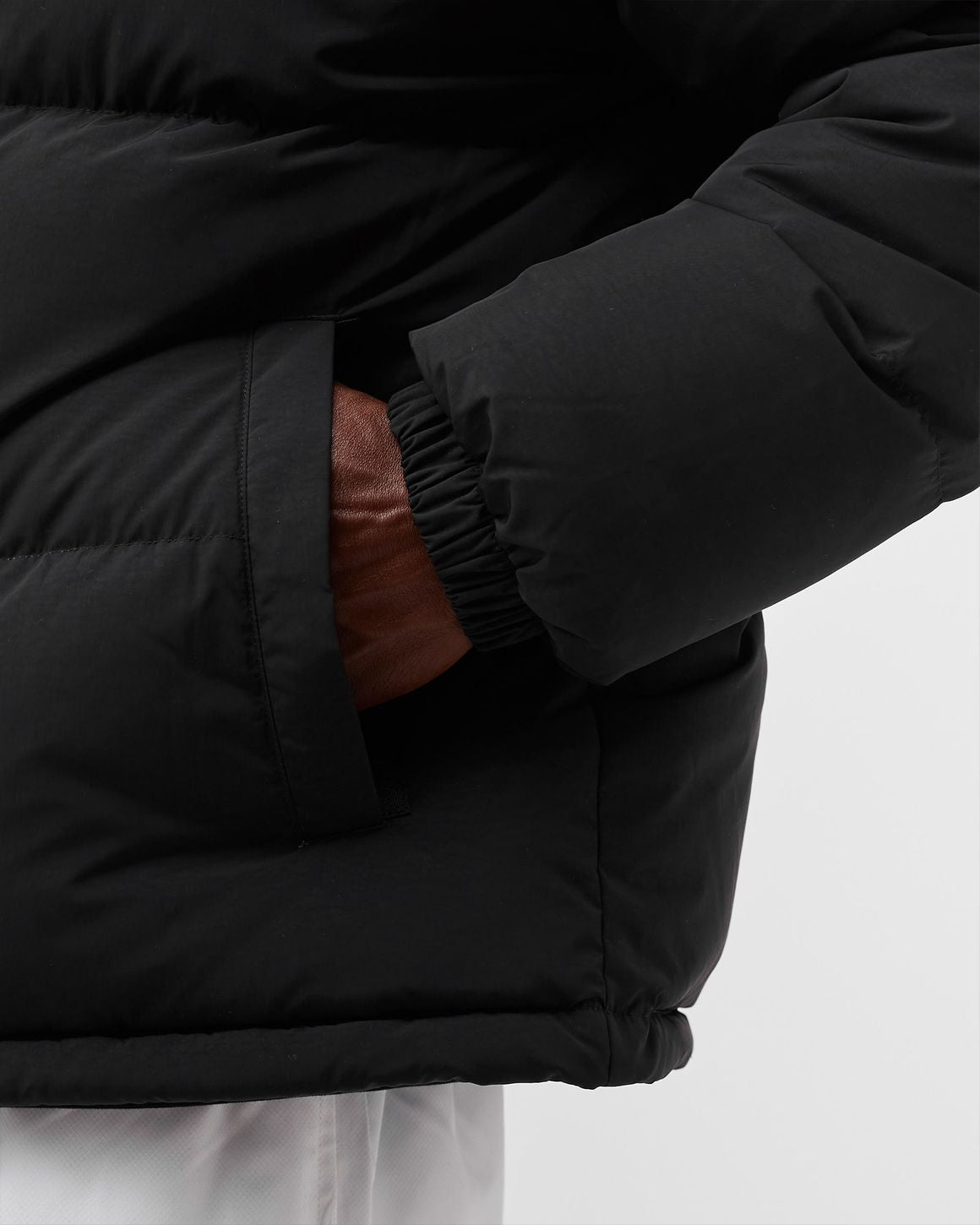 LACOSTE LIGHTWEIGHT WATER-RESISTANT PUFFER JACKET