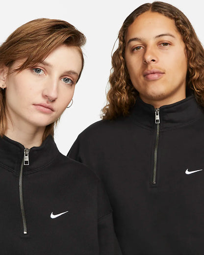 Nike Solo Swoosh
Men's 1/4-Zip Top