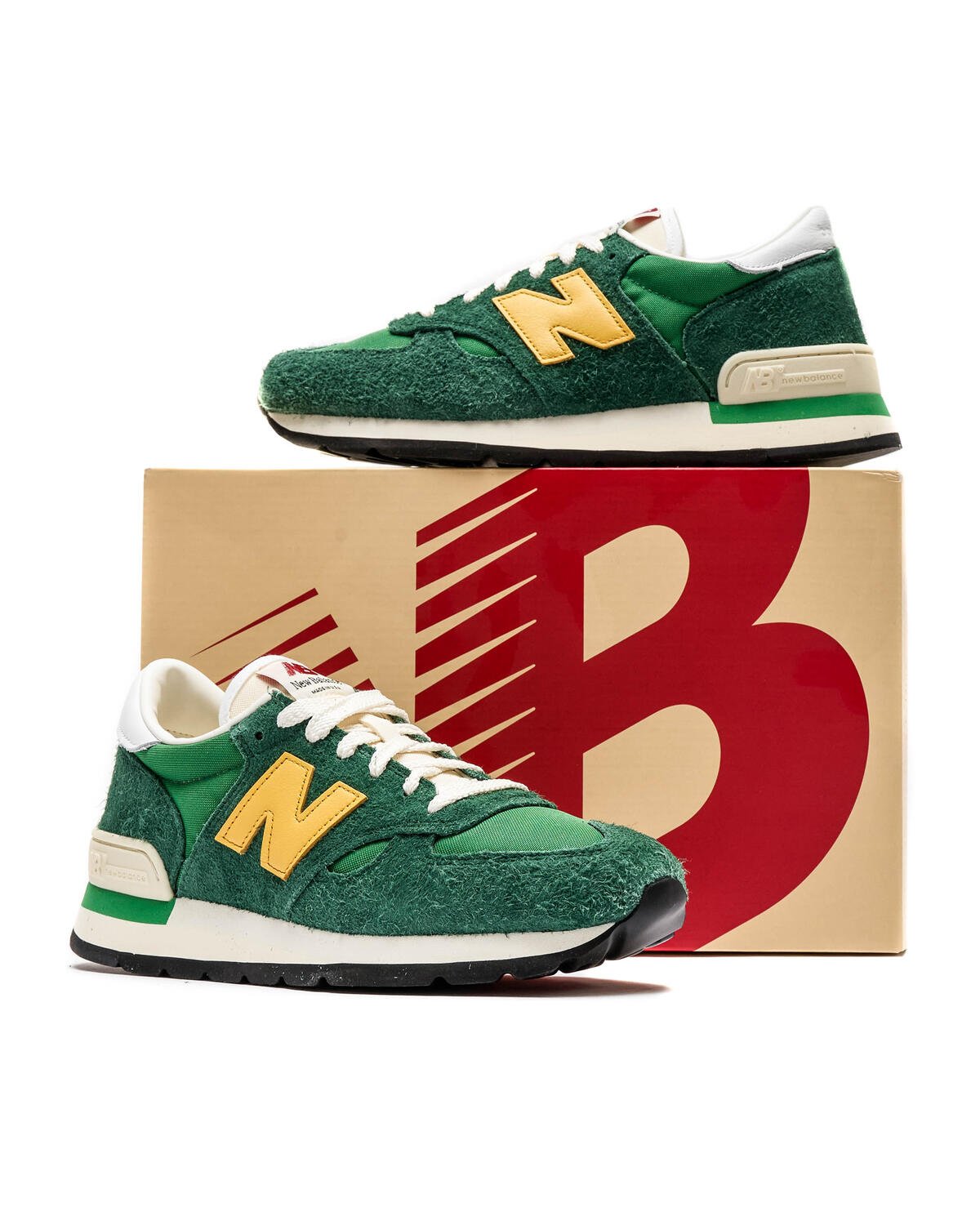 NEW BALANCE M 990 GG1
GREEN