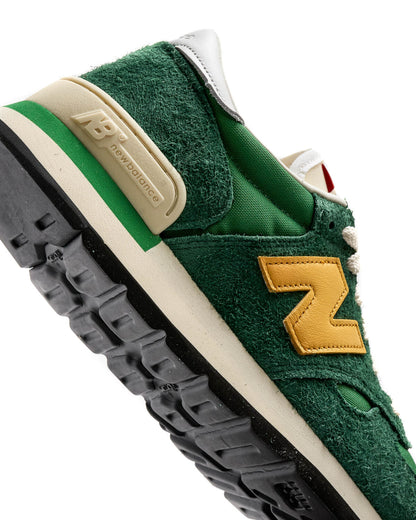 NEW BALANCE M 990 GG1
GREEN