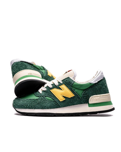 NEW BALANCE M 990 GG1
GREEN