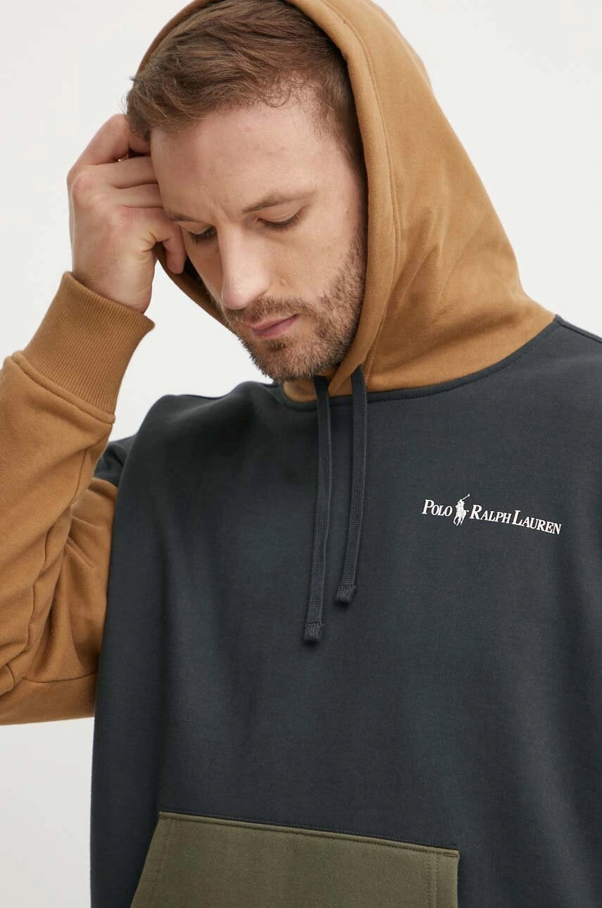 Polo Ralph Lauren sweatshirt
in gray with patterned hood