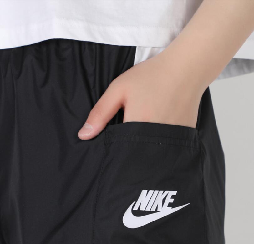 Women's Nike Sportswear Side Pocket Woven ShortS