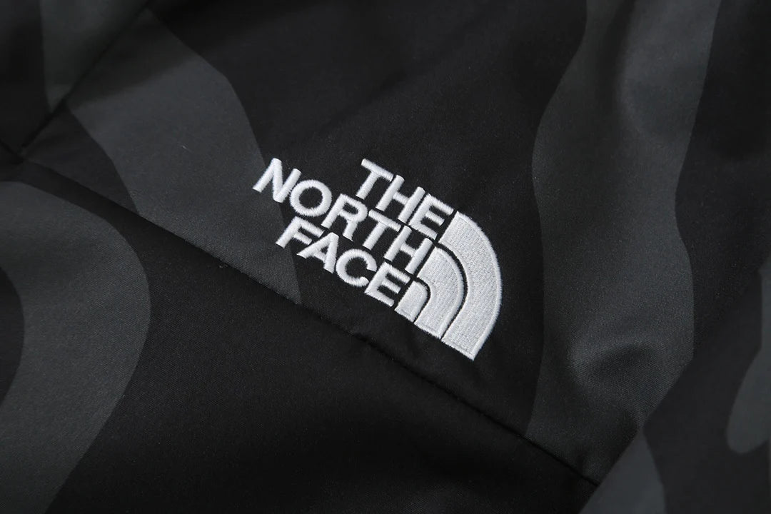 Jaqueta The North Face x Kaws black